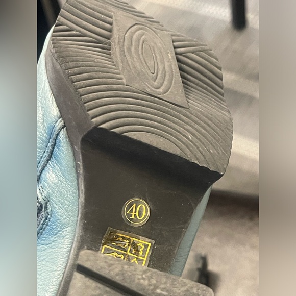 L'Artiste Spring Step Artsy Blue Leather Shooties Unique Booties Womens Size 40 - Picture 7 of 9